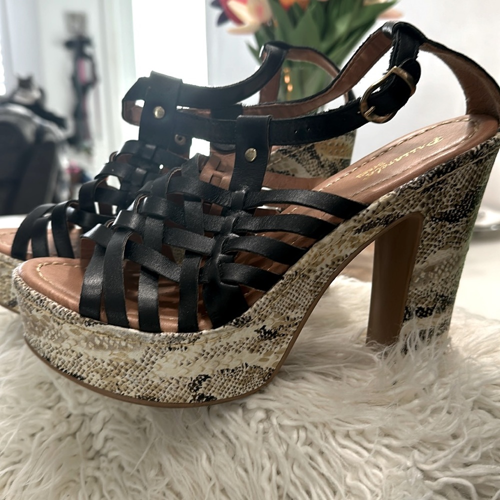 Beautiful Black and Animal Print Wedge.